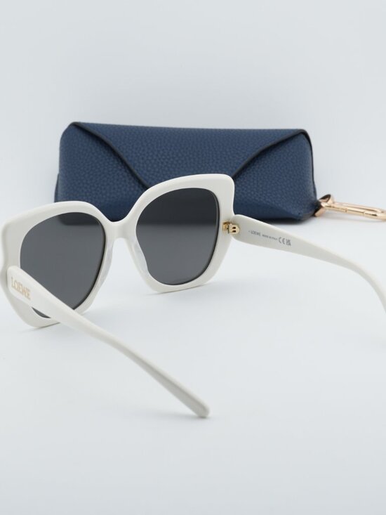Loewe LW40133I 25A Butterfly Sunglasses – Ivory\\Smoke main image 8
